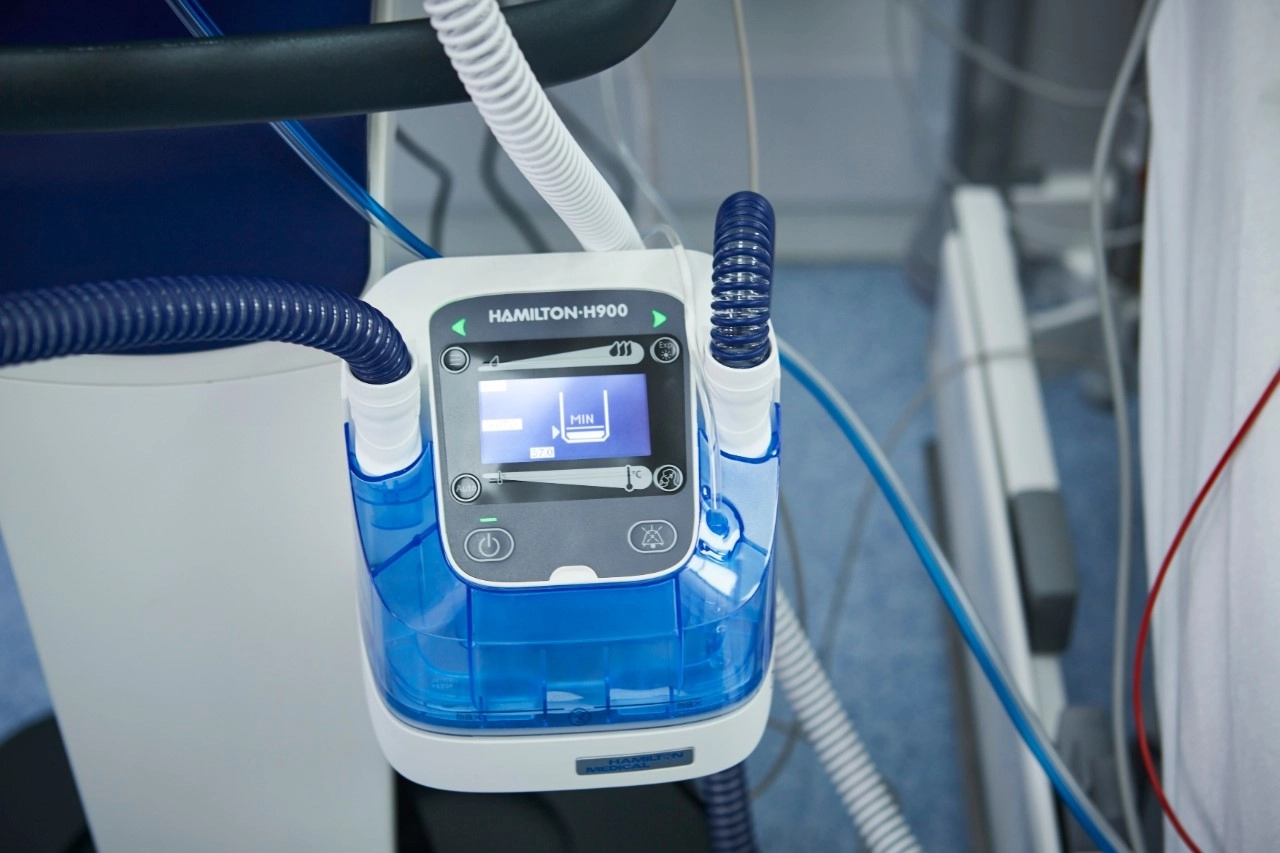 HAMILTON-H900