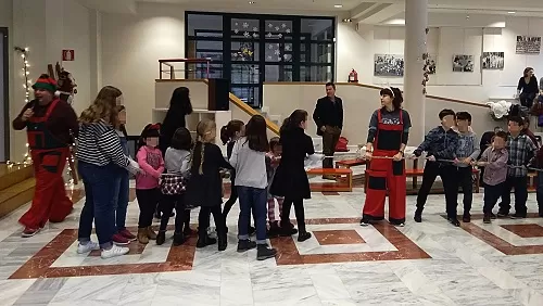 photo 2 χριστουγεννιατικη γιορτη