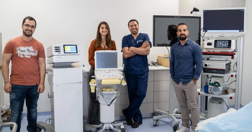 Εξοπλισμός Γαστρεντερολογικού Ιατρείου του Δρ. Νικόδημου Κόστη