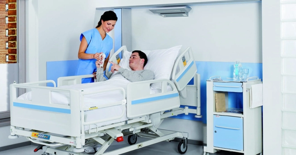 Εγκατάσταση δέκα ηλεκτρικών κλινών νοσηλείας στην Creta Interclinic